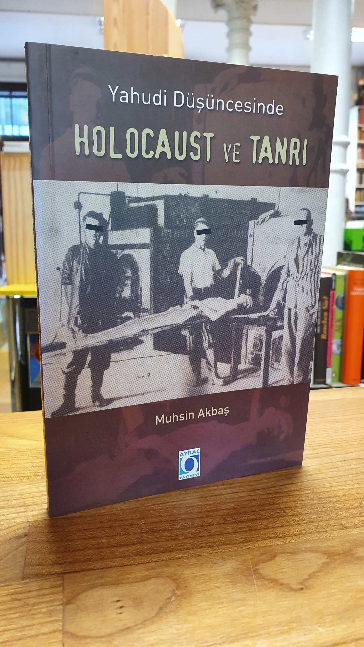 Akbas, Yahudi Dusuncesinde Holocaust ve Tanri