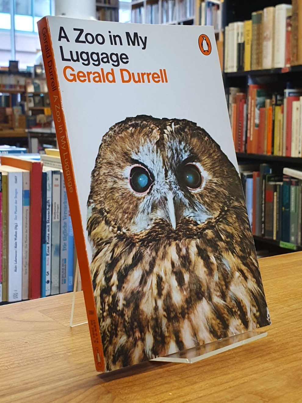 Durrell, A Zoo in My Luggage,