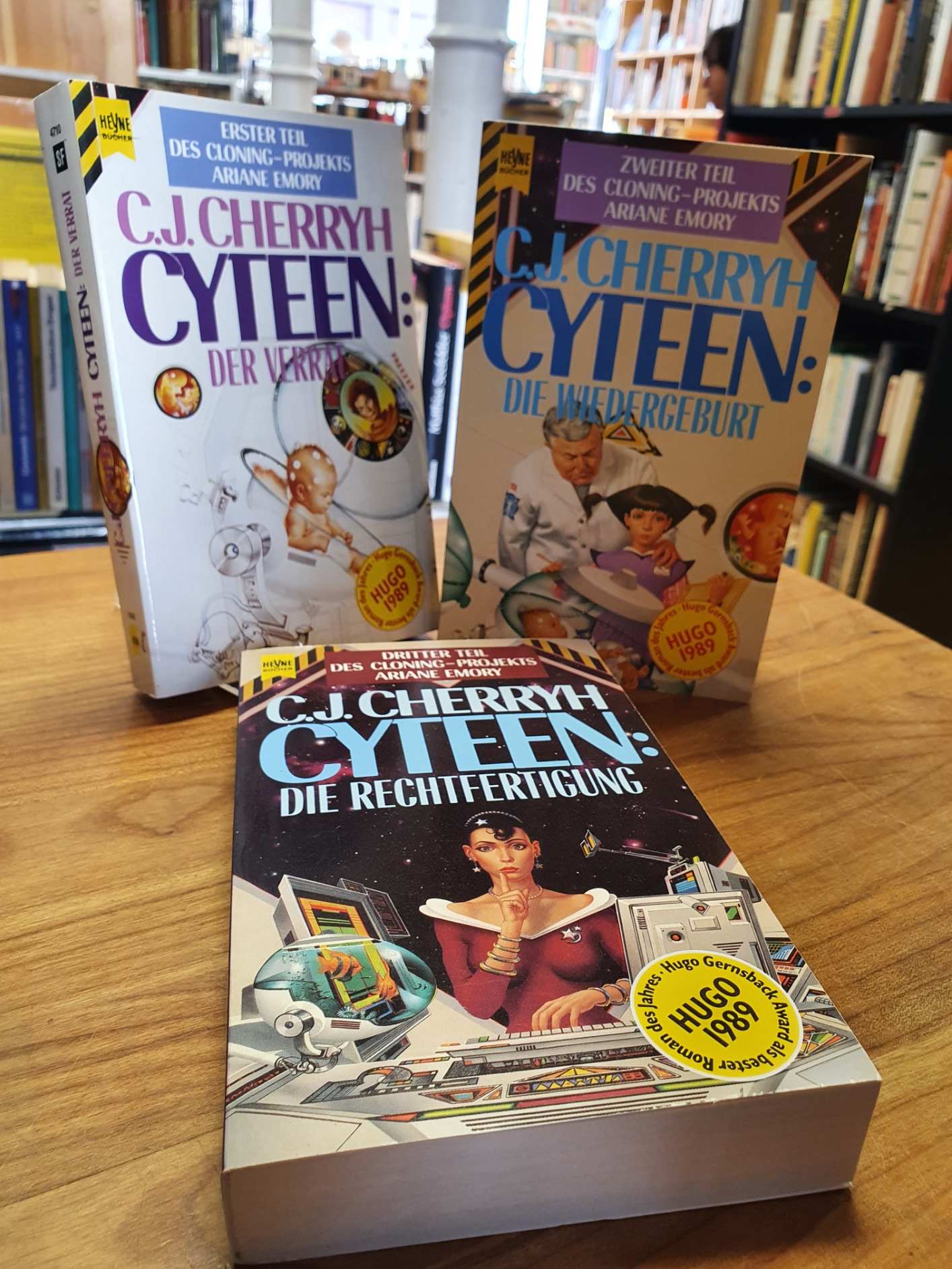 Cherryh, Die Cyteen Trilogie [in drei Bänden] (= alles!),