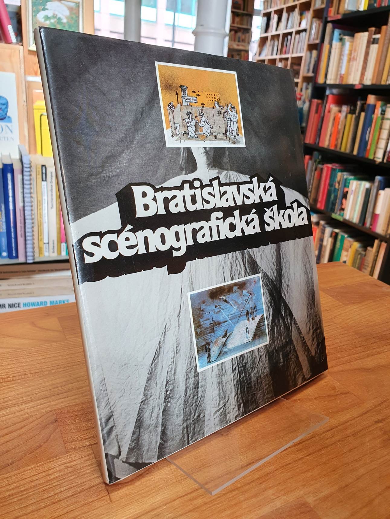 Ladislav Lajche, Bratislavská scénografická škola / [Die Bratislavaer Schule für