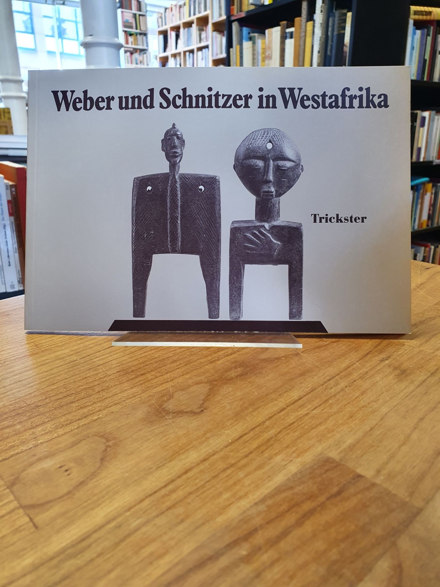 Gerhards, Weber und Schnitzer in Westafrika – Mit einem Beitrag von Daniel Mato.