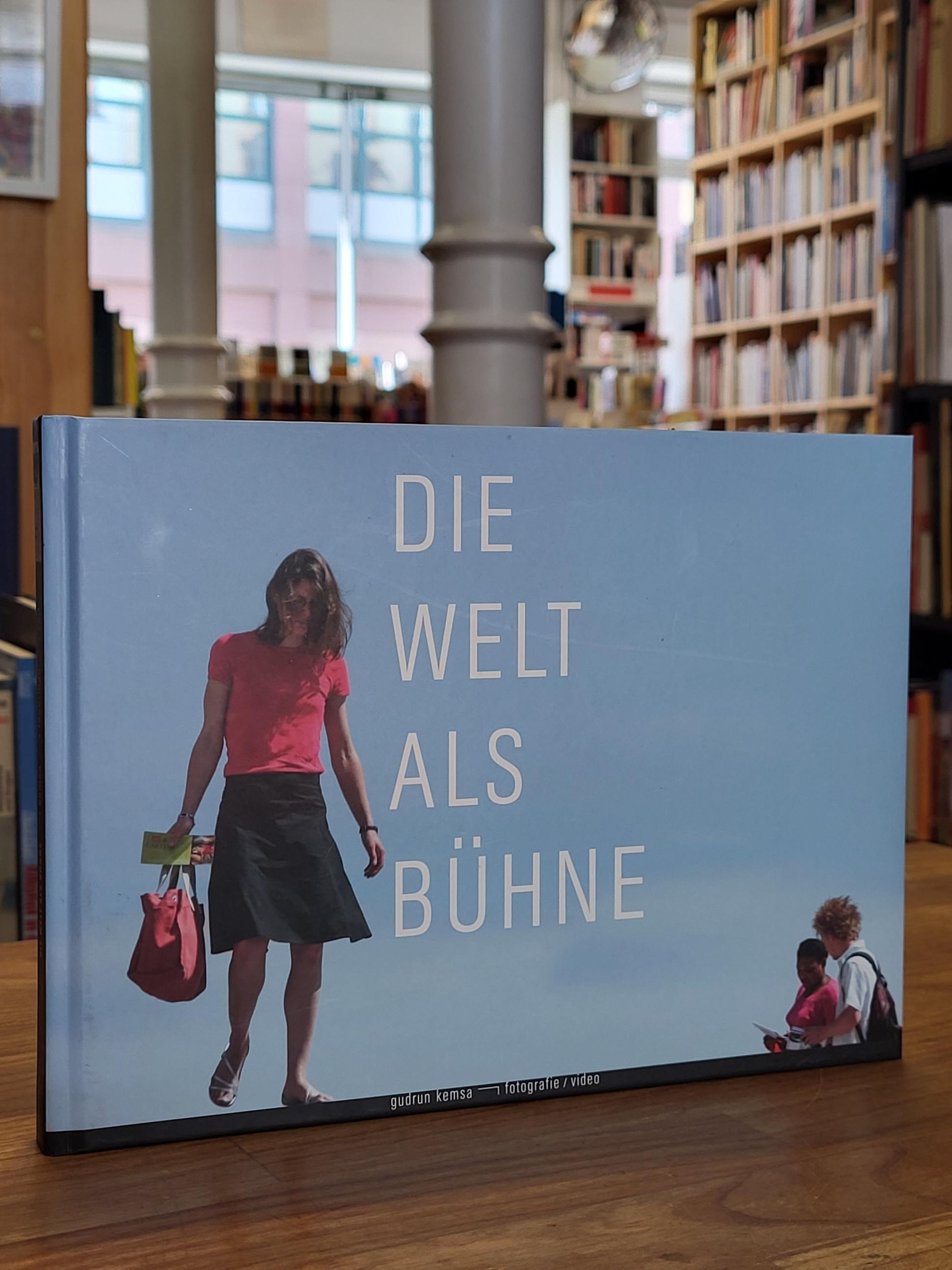 Kemsa, Die Welt als Bühne – Gudrun Kemsa – Fotografie/Video, Carole Feuerman – P Kemsa, Die Welt als Bühne – Gudrun Kemsa – Fotografie/Video, Carole Feuerman – P