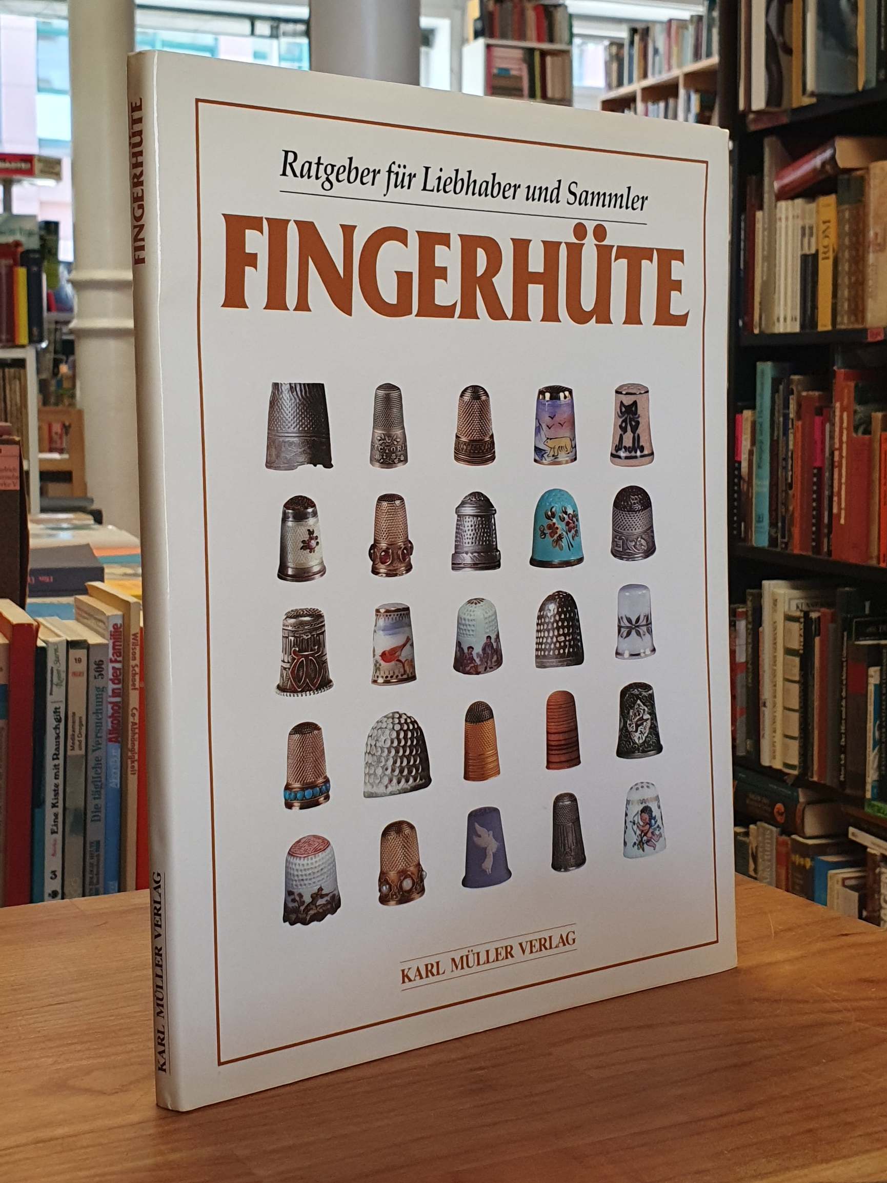 MacConnel, Fingerhüte,