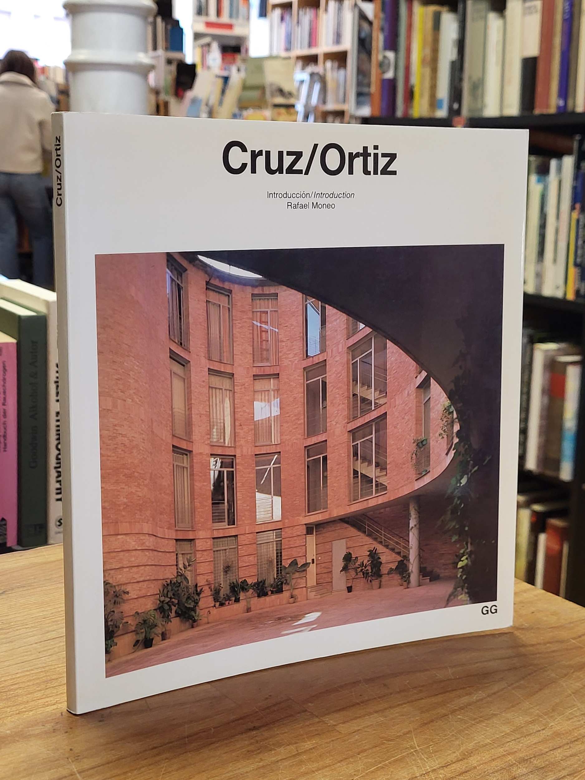 Cruz, Cruz/Ortiz, Cruz, Cruz/Ortiz,