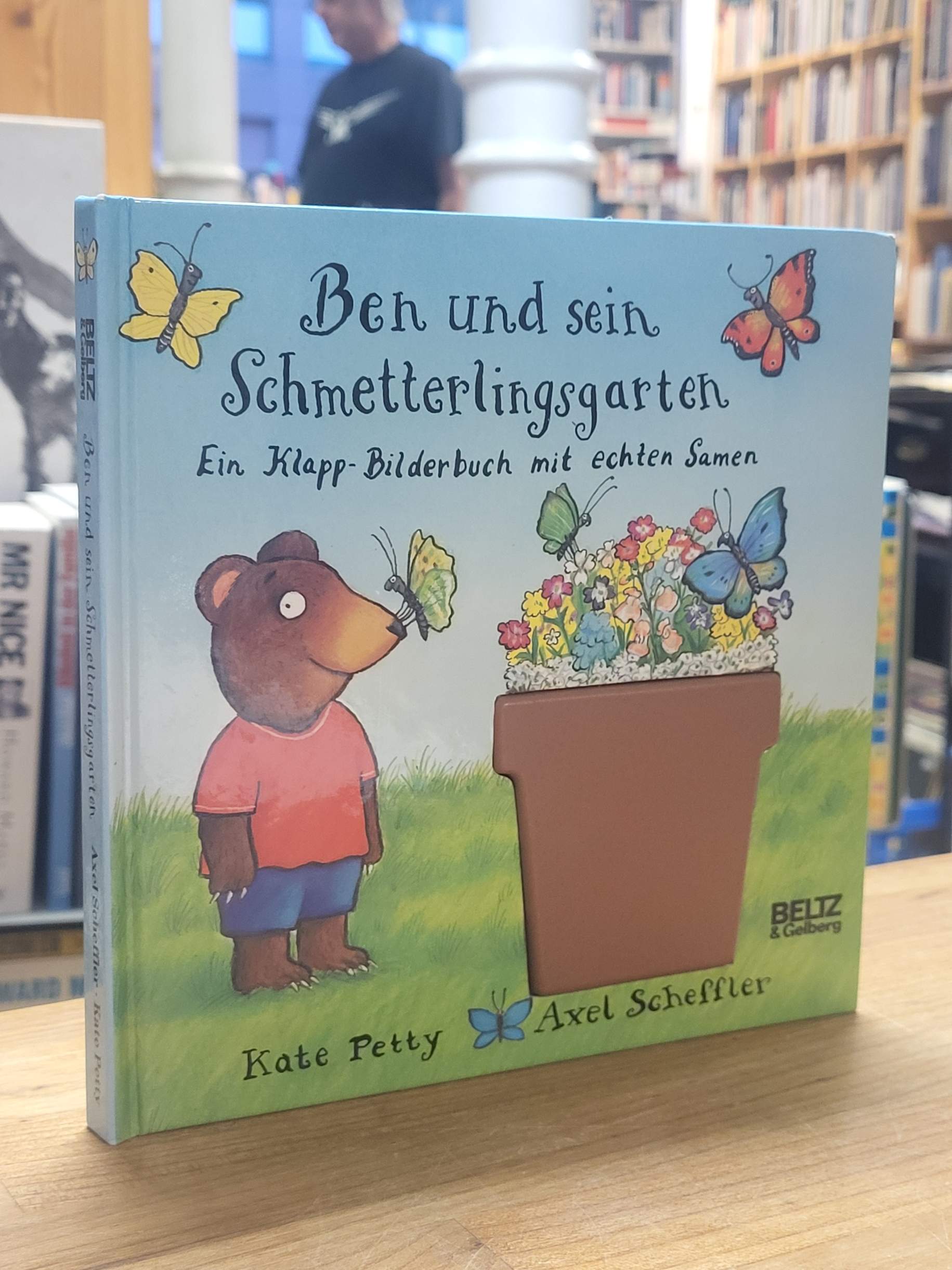 Ben und sein Schmetterlingsgarten – Ein Klapp-Bilderbuch mit echten Samen,