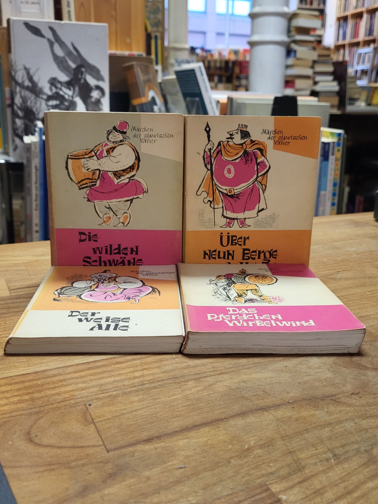 4 Bände ’Märchen der slawischen Völker: Das Pferdchen Wirbelwind, Der weise Alte