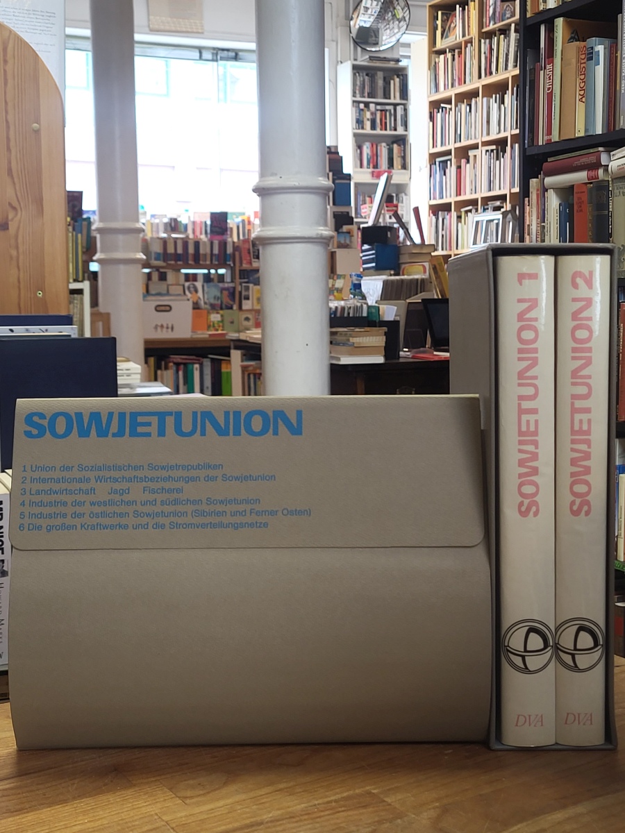 Sowjetunion, zwei Bände plus Kartenmappe (so komplett), Sowjetunion, zwei Bände plus Kartenmappe (so komplett),