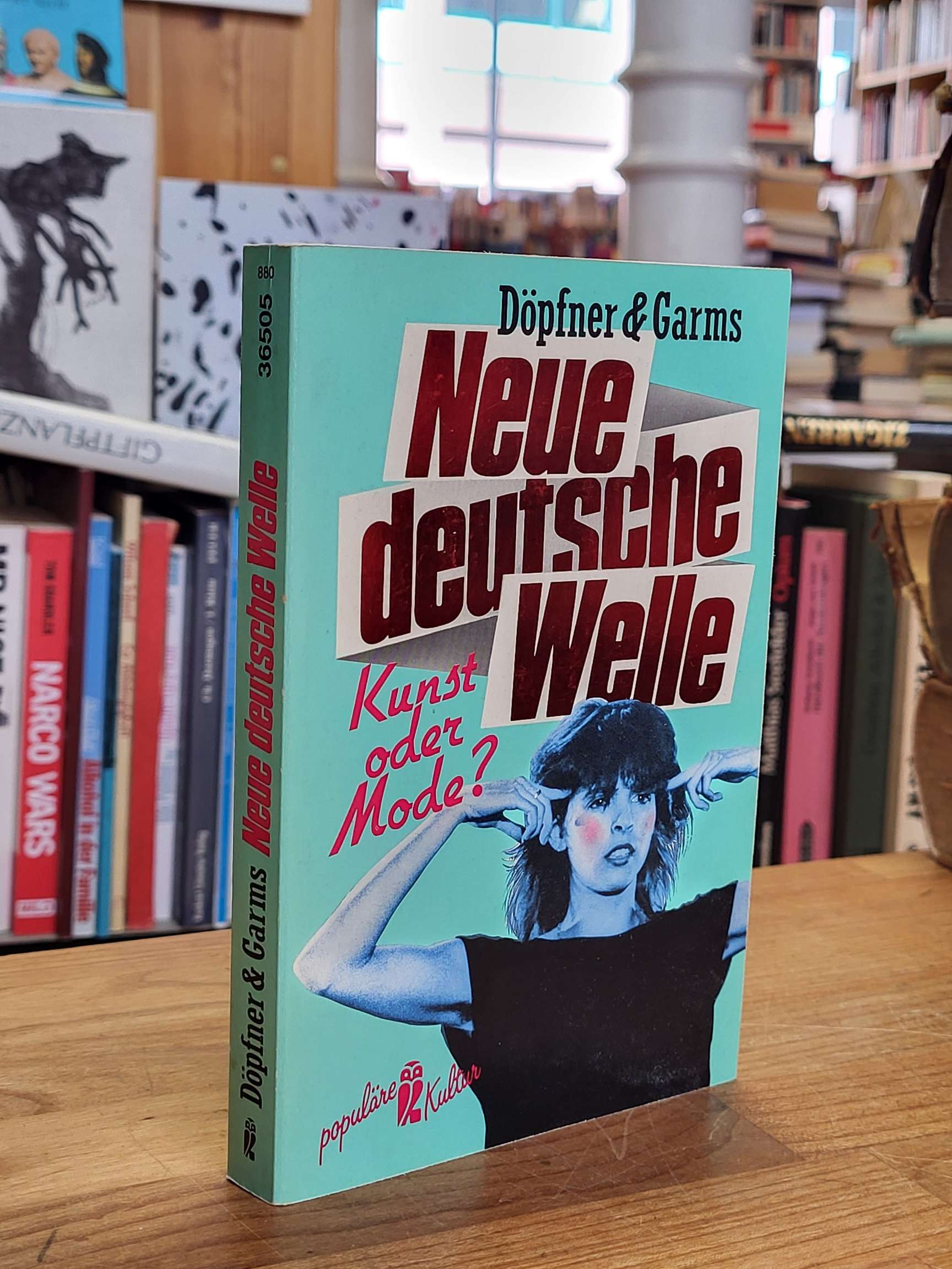 Döpfner, Neue deutsche Welle – Kunst oder Mode? – Eine sachliche Polemik für und Döpfner, Neue deutsche Welle – Kunst oder Mode? – Eine sachliche Polemik für und