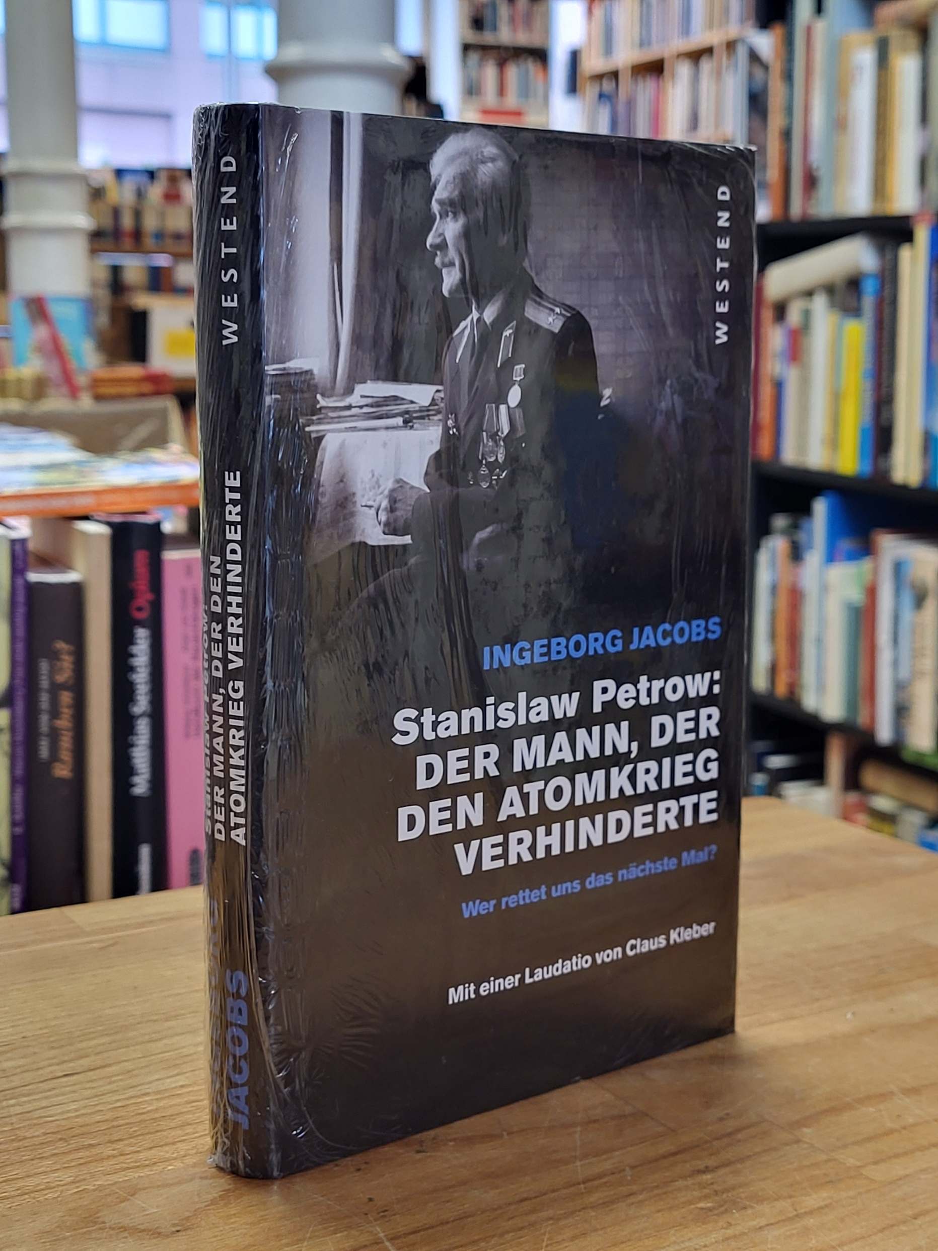 Stanislaw Petrow: der Mann, der den dritten Weltkrieg verhinderte – Wer rettet u Stanislaw Petrow: der Mann, der den dritten Weltkrieg verhinderte – Wer rettet u