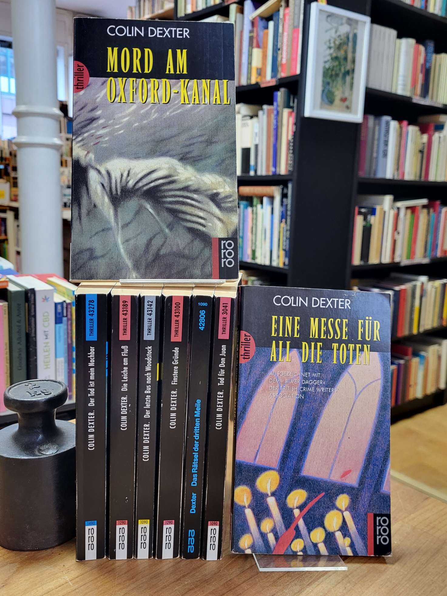 Dexter, Konvolut von acht Chiefinspector Morse Kriminalromanen, Dexter, Konvolut von acht Chiefinspector Morse Kriminalromanen,