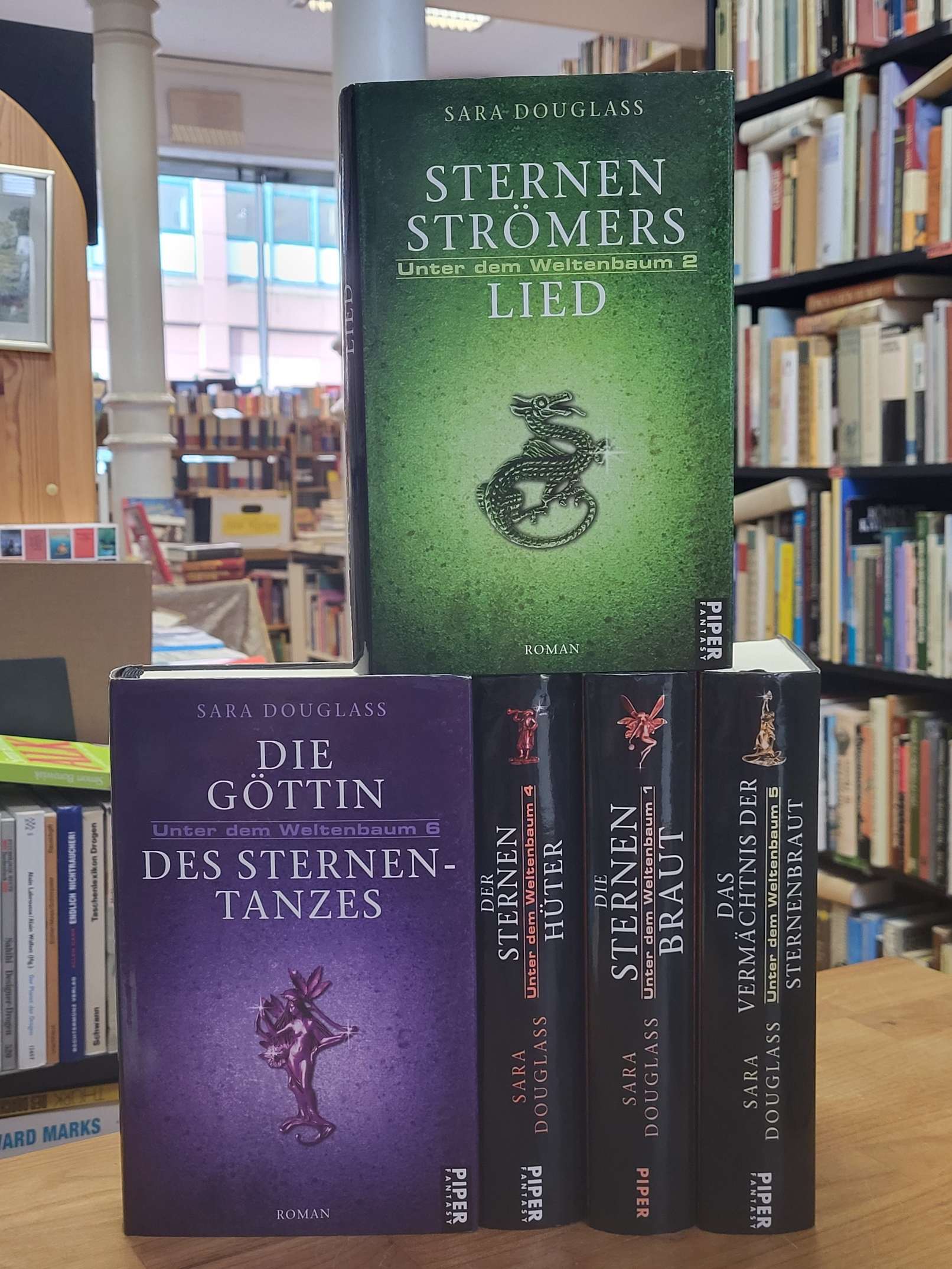 Douglas, Unter dem Weltenbaum – Band 1, 2, 4, 5 und 6 Douglas, Unter dem Weltenbaum – Band 1, 2, 4, 5 und 6