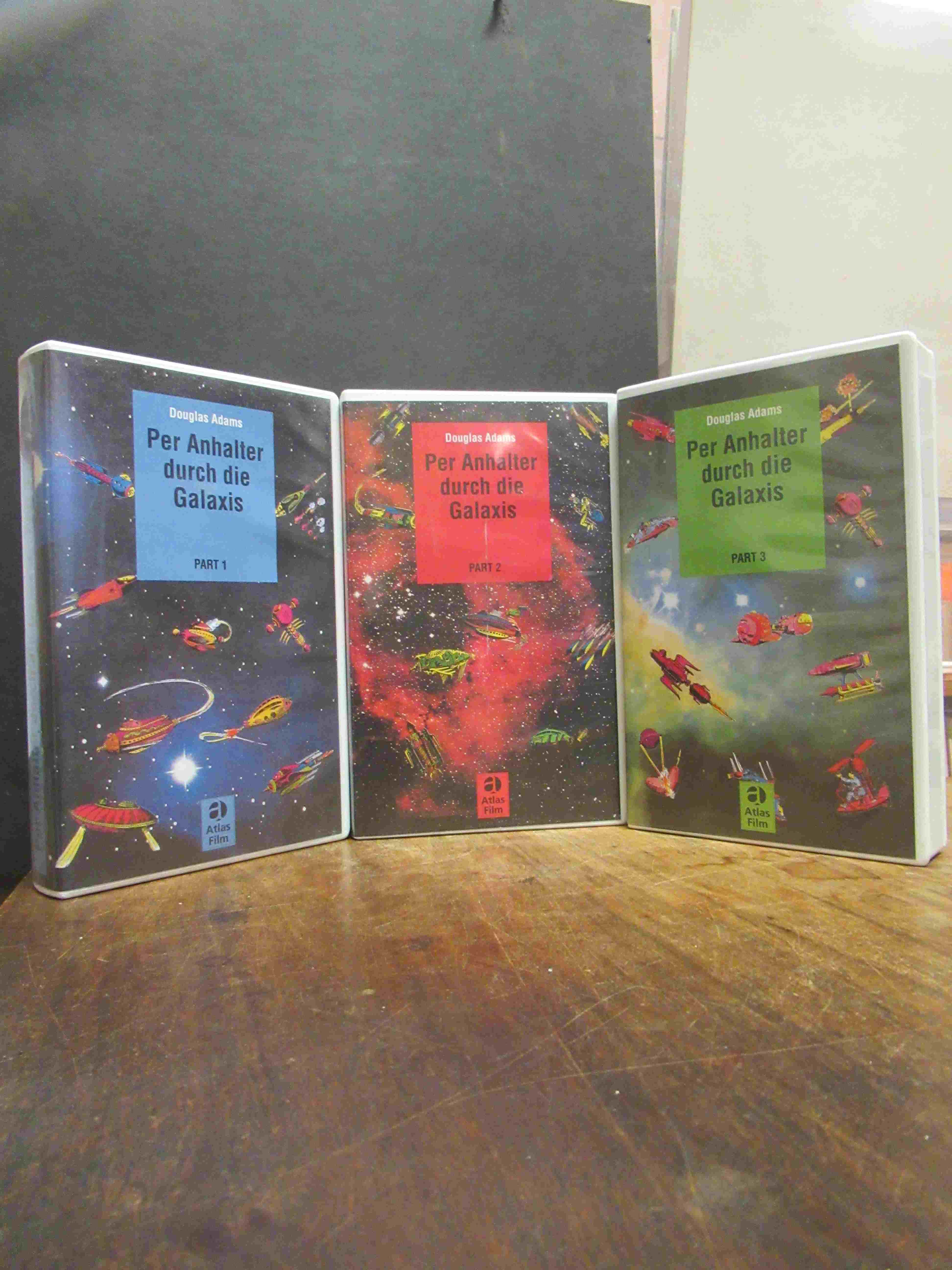 Adams, Per Anhalter durch die Galaxis, 3 VHS-Videokassetten (= alles), Adams, Per Anhalter durch die Galaxis, 3 VHS-Videokassetten (= alles),