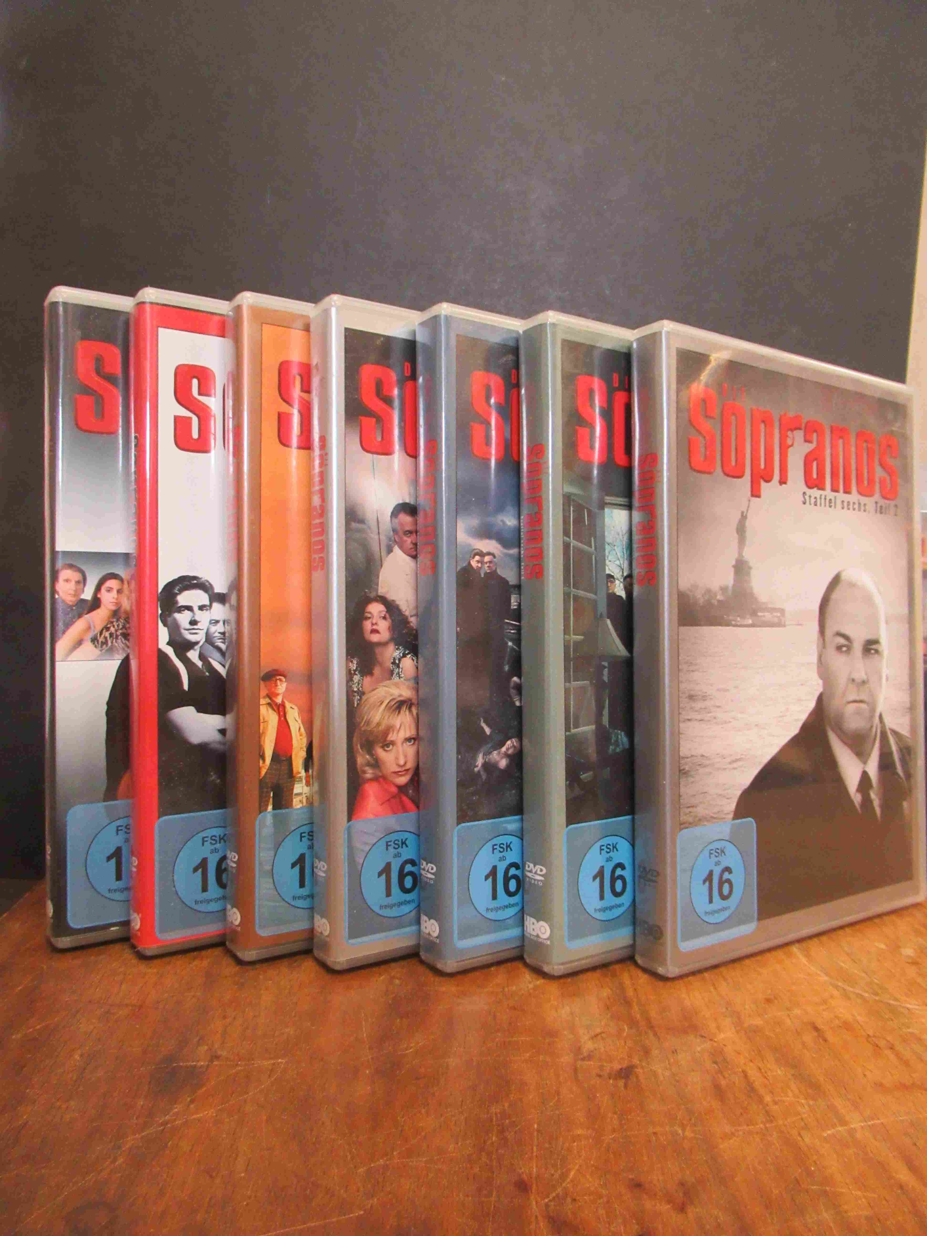 Chase, Die Sopranos, 86 Folgen in 6 Staffeln, 28 DVDs (= alles), Chase, Die Sopranos, 86 Folgen in 6 Staffeln, 28 DVDs (= alles),