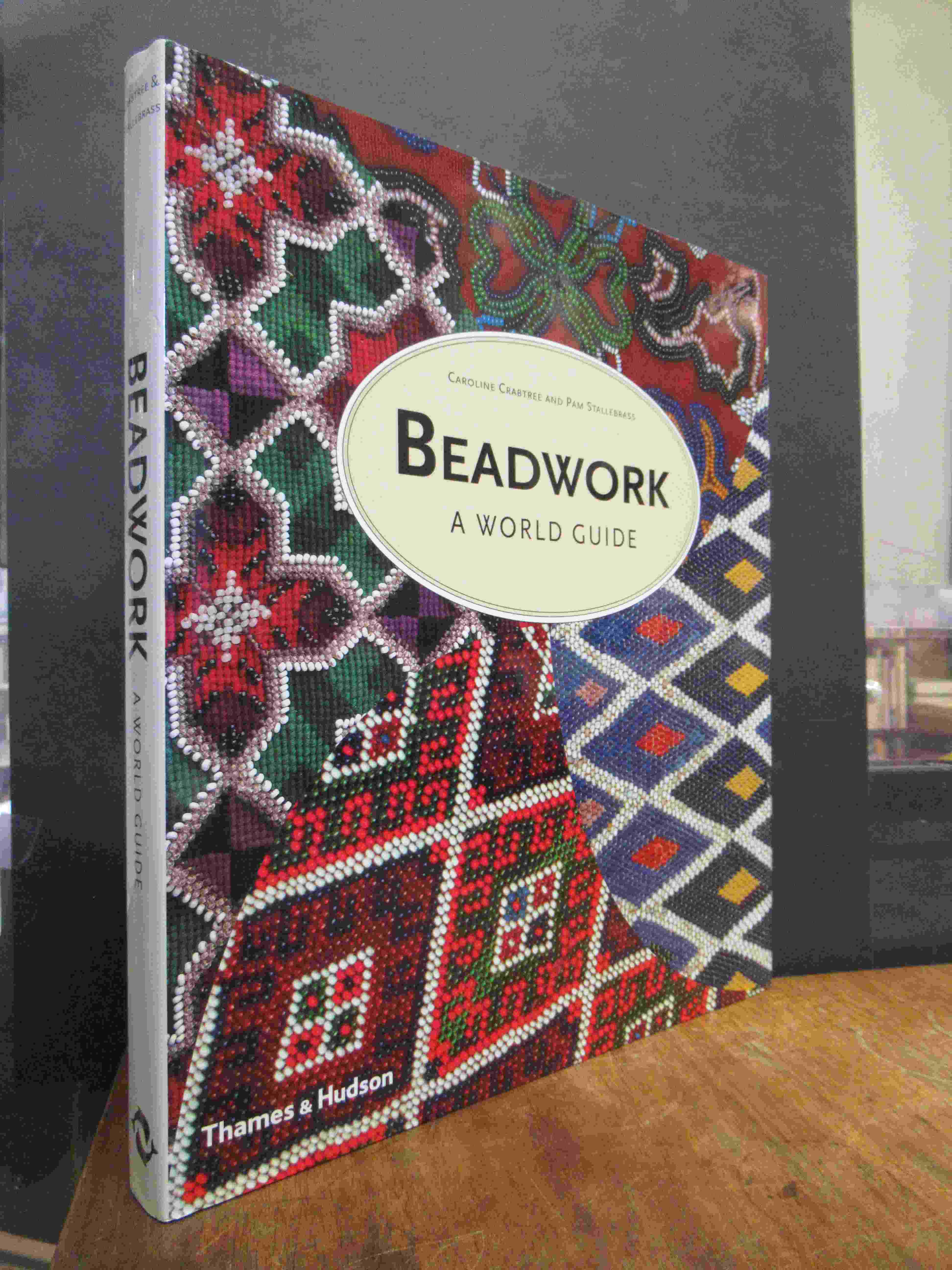Crabtree, Beadwork – A World Guide, Crabtree, Beadwork – A World Guide,
