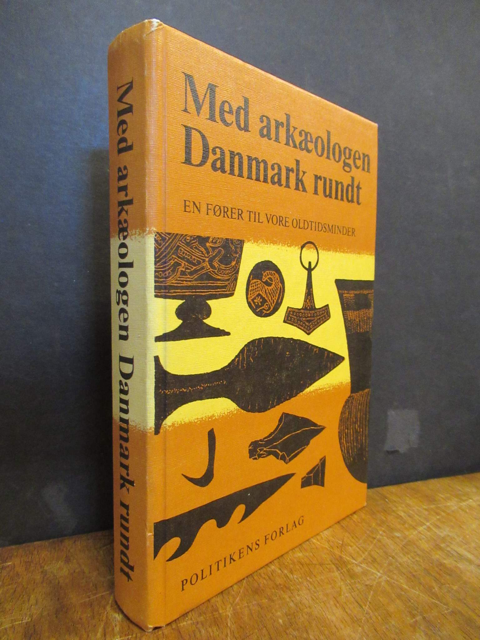 Kehler, Med arkaeologen Danmark rundt – [En fører til vore oldtidsminder],