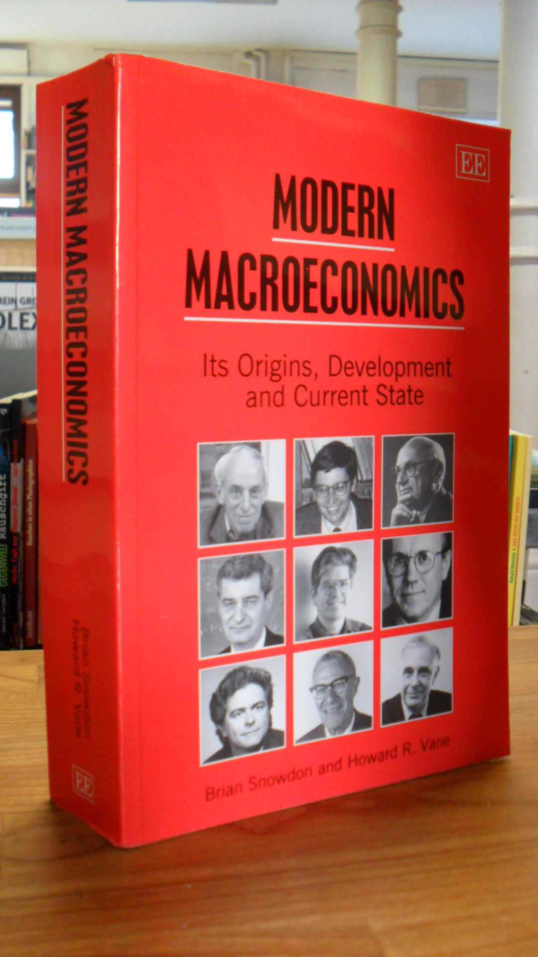Snowdon, Modern Macroeconomics – Its Origins, Development and Current State,