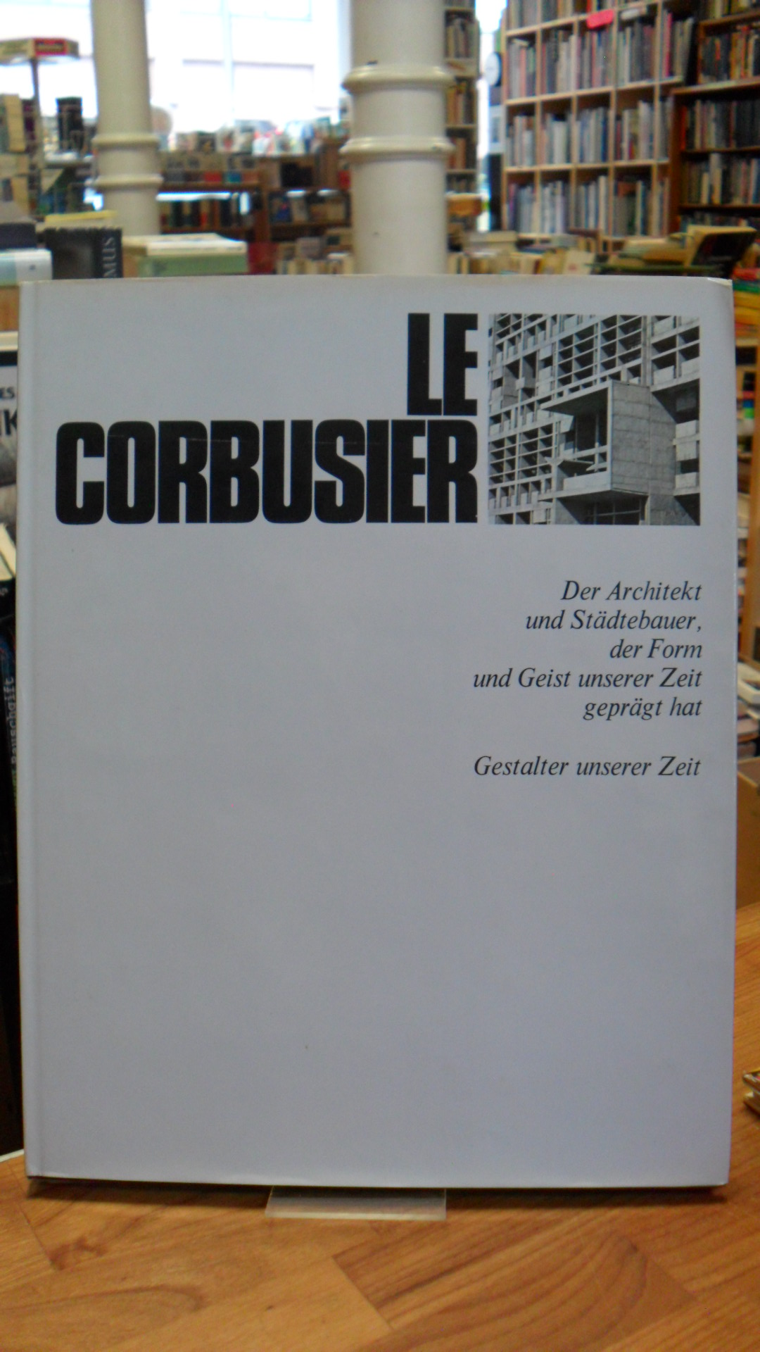 Cresti, Le Corbusier,