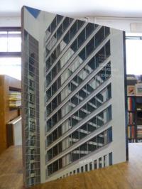 Alexander, Variation und Volumen – Eschborn Plaza,